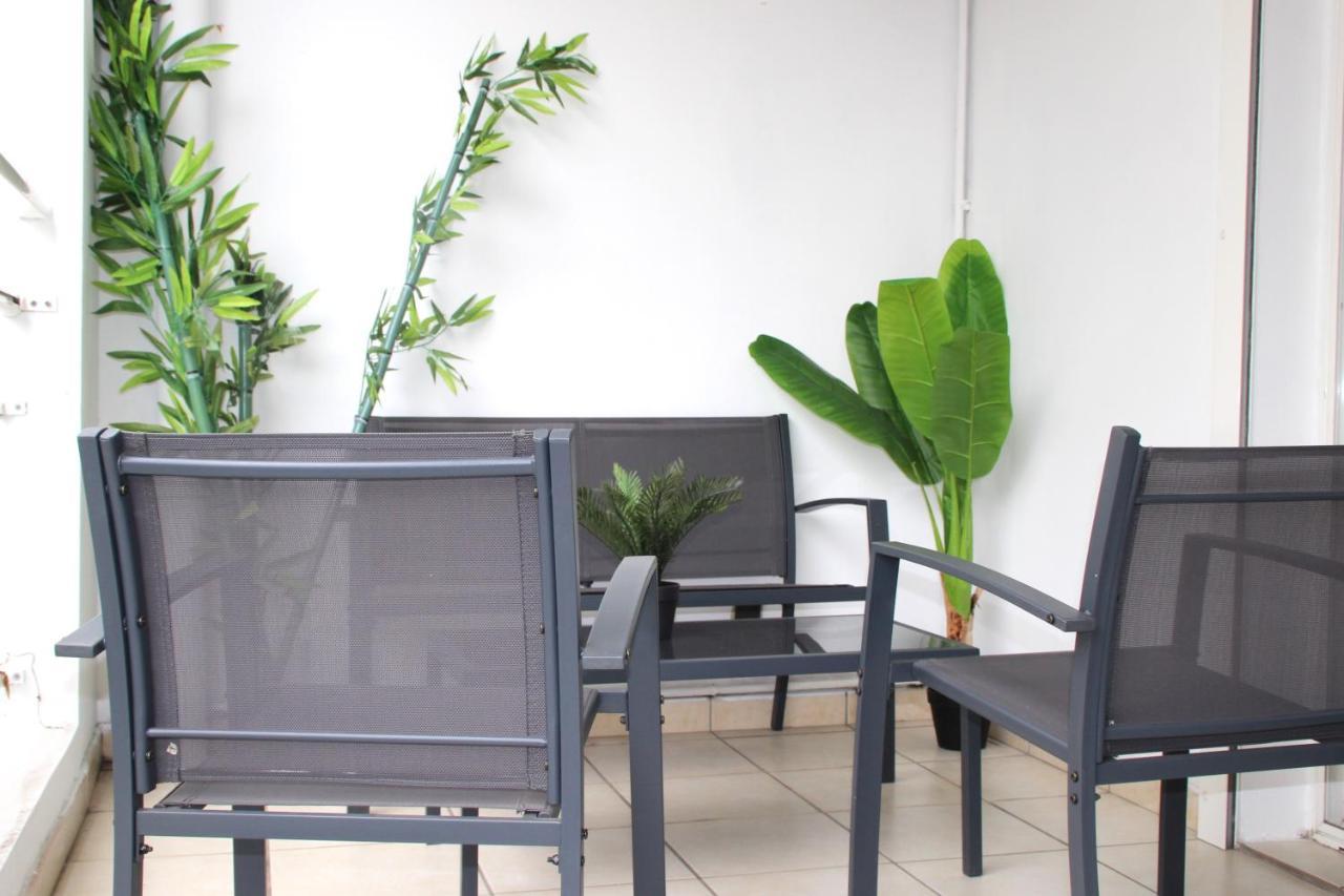 Studio Moderne, Centre-Ville, Au Calme, Parking Prive 波塞申 外观 照片